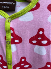Load image into Gallery viewer, Pink mushroom onesie   0-1m (50-56cm)
