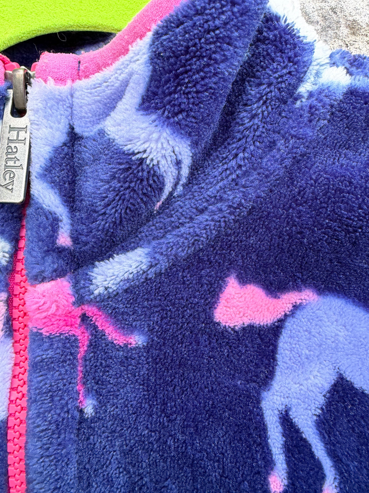 Horses navy soft fleece  8y (128cm)