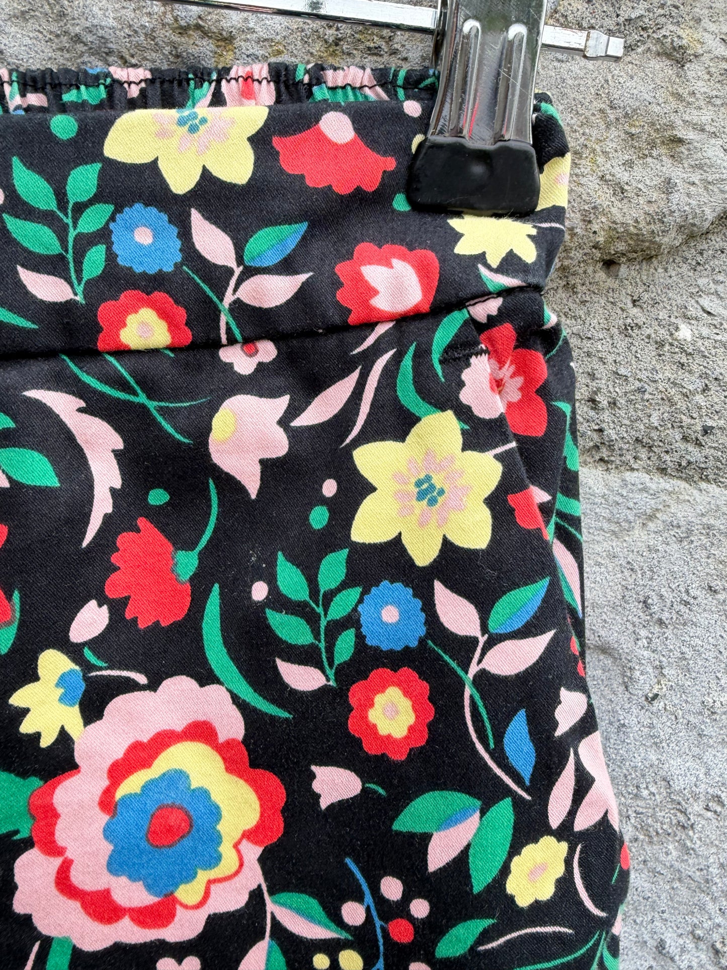 Floral cropped black trousers uk 8