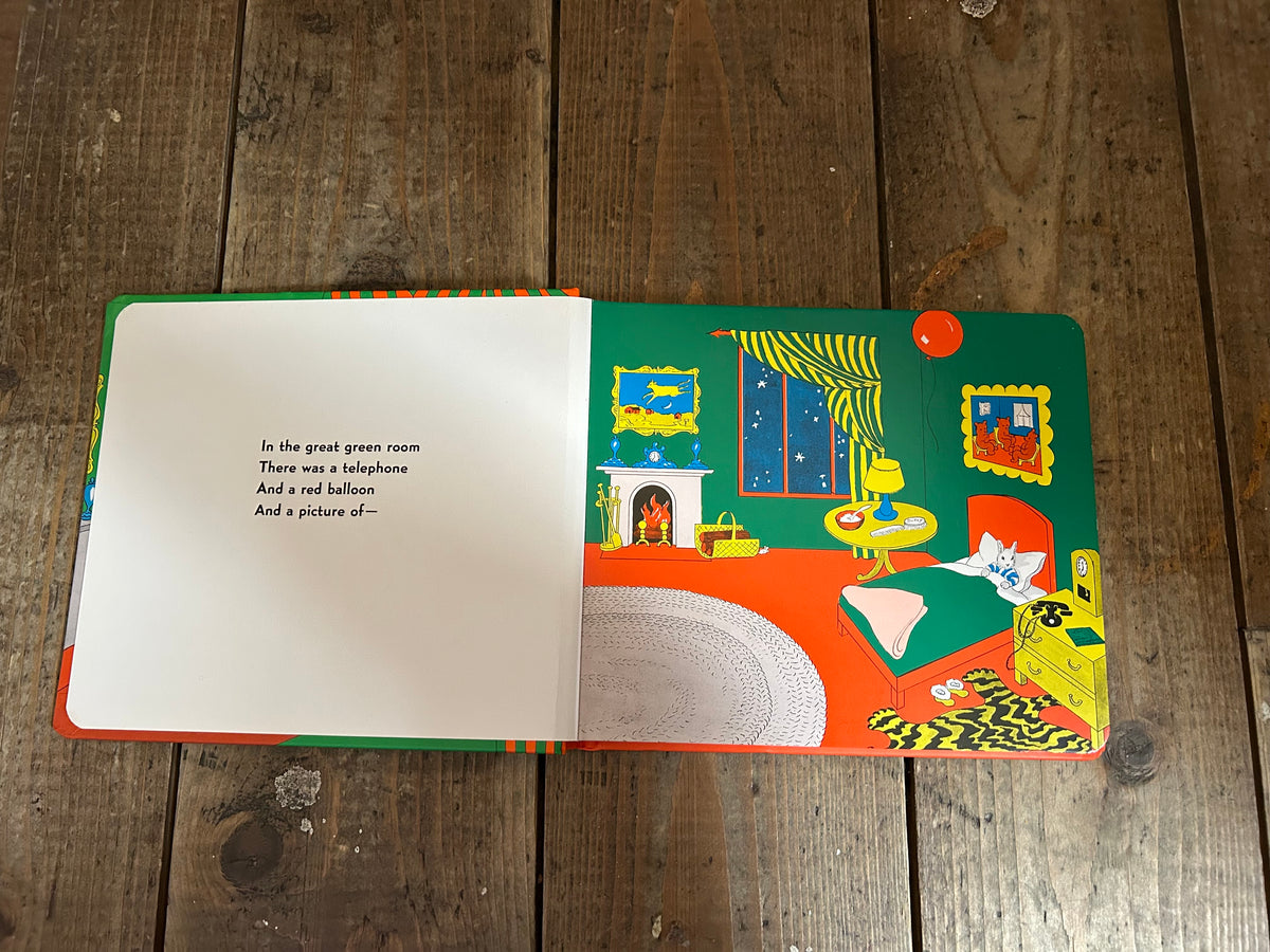 Goodnight moon by Margaret Wise Brown