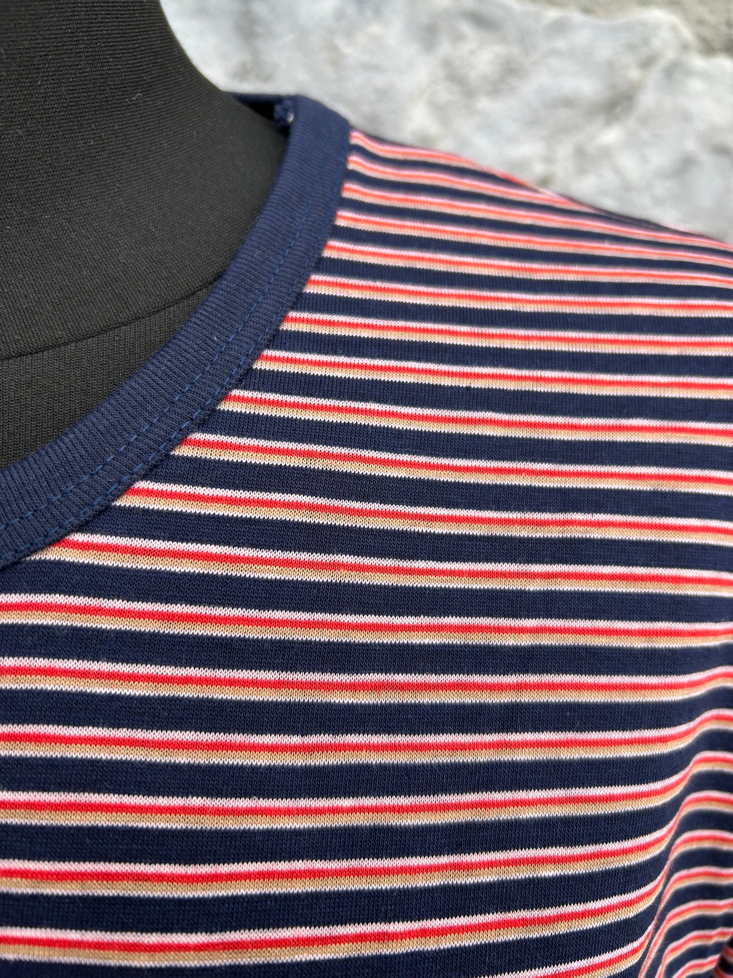 90s Navy&red stripy T-shirt Medium