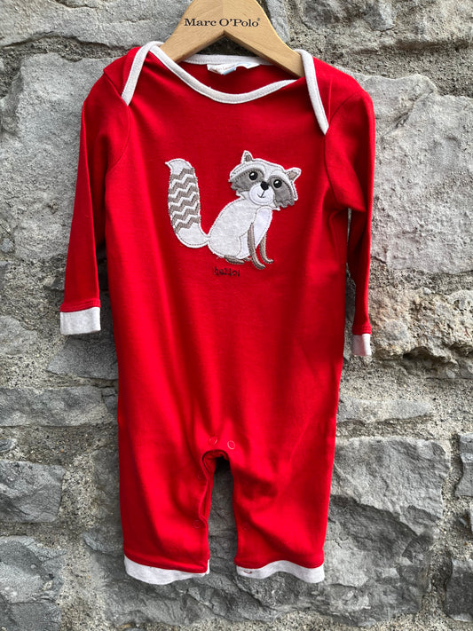 Raccoon red onesie    3-6m (62-68cm)