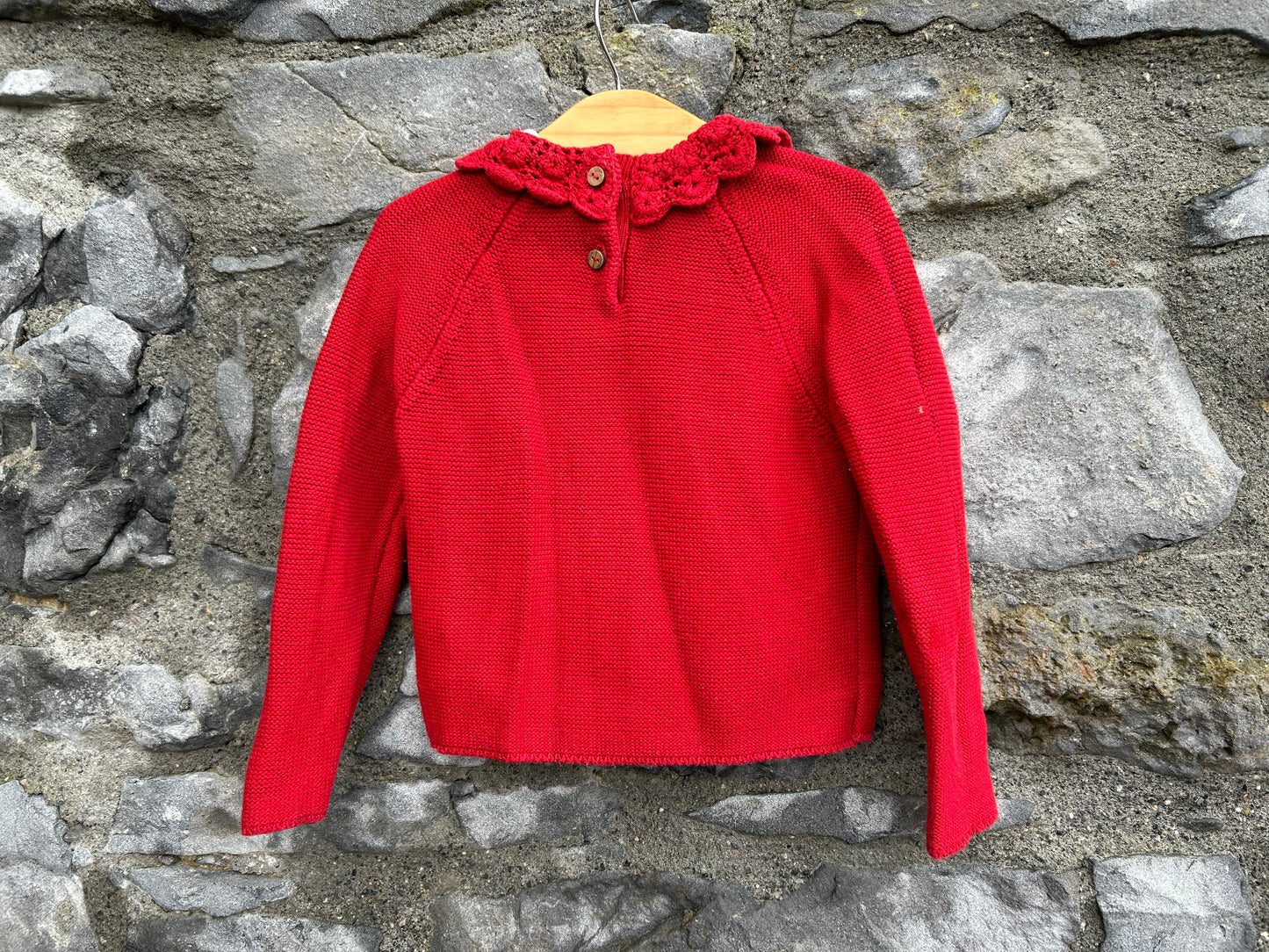 Red jumper with floral collar 2-3y (92-98cm)