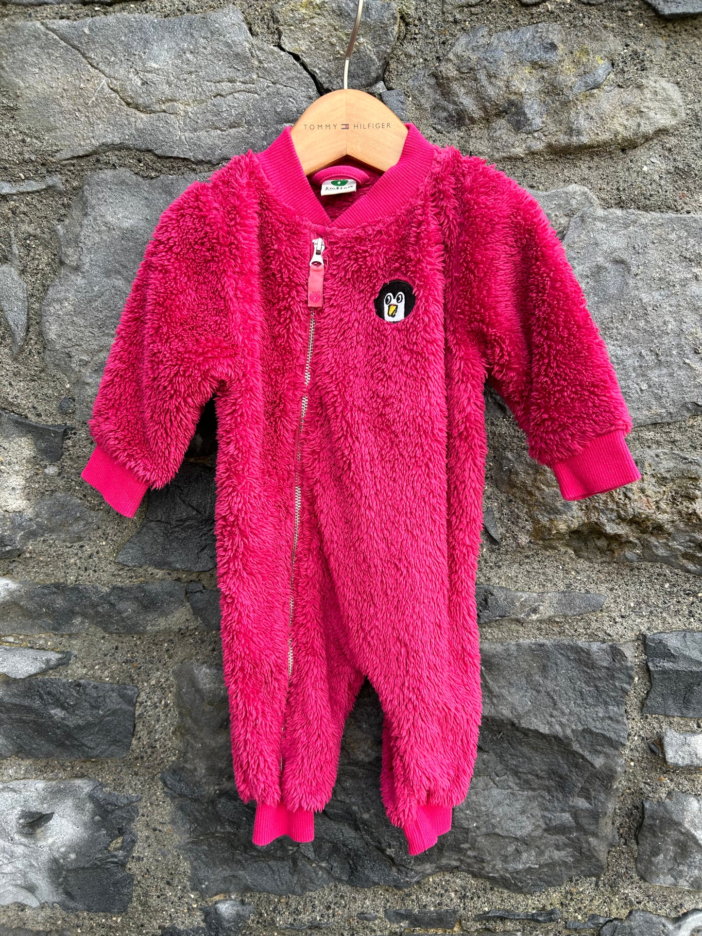 Pink fluffy onesie   0-1m (50-56cm)