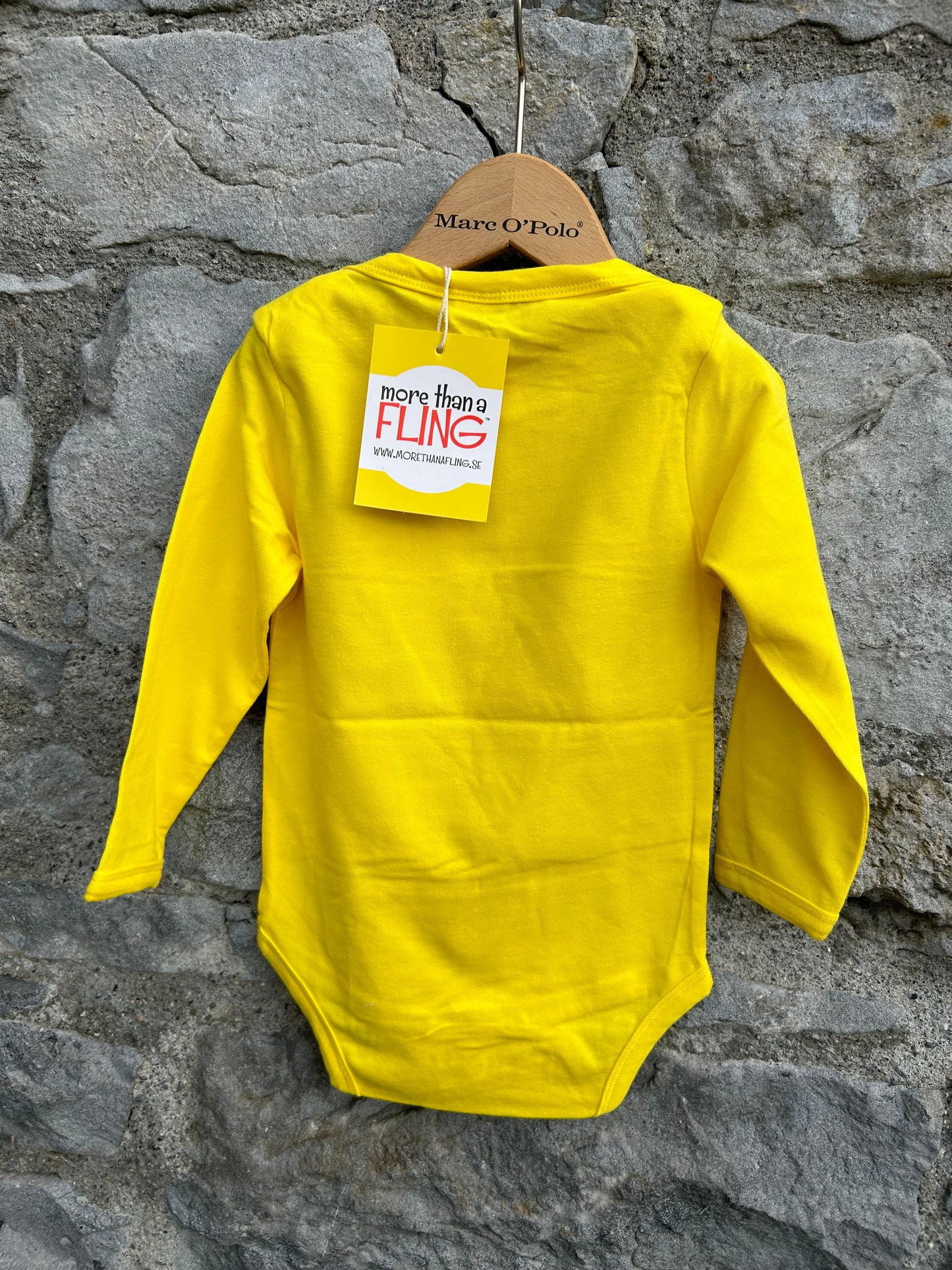 Yellow vest   9m (74cm)