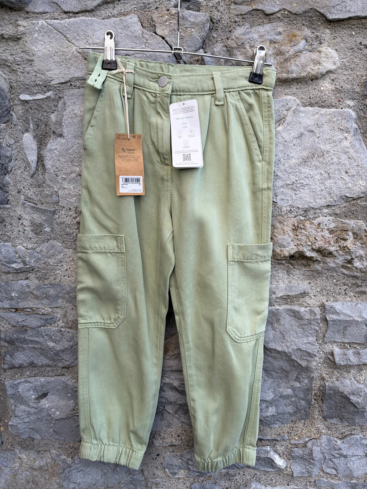 Olive green pants 6y (116cm)