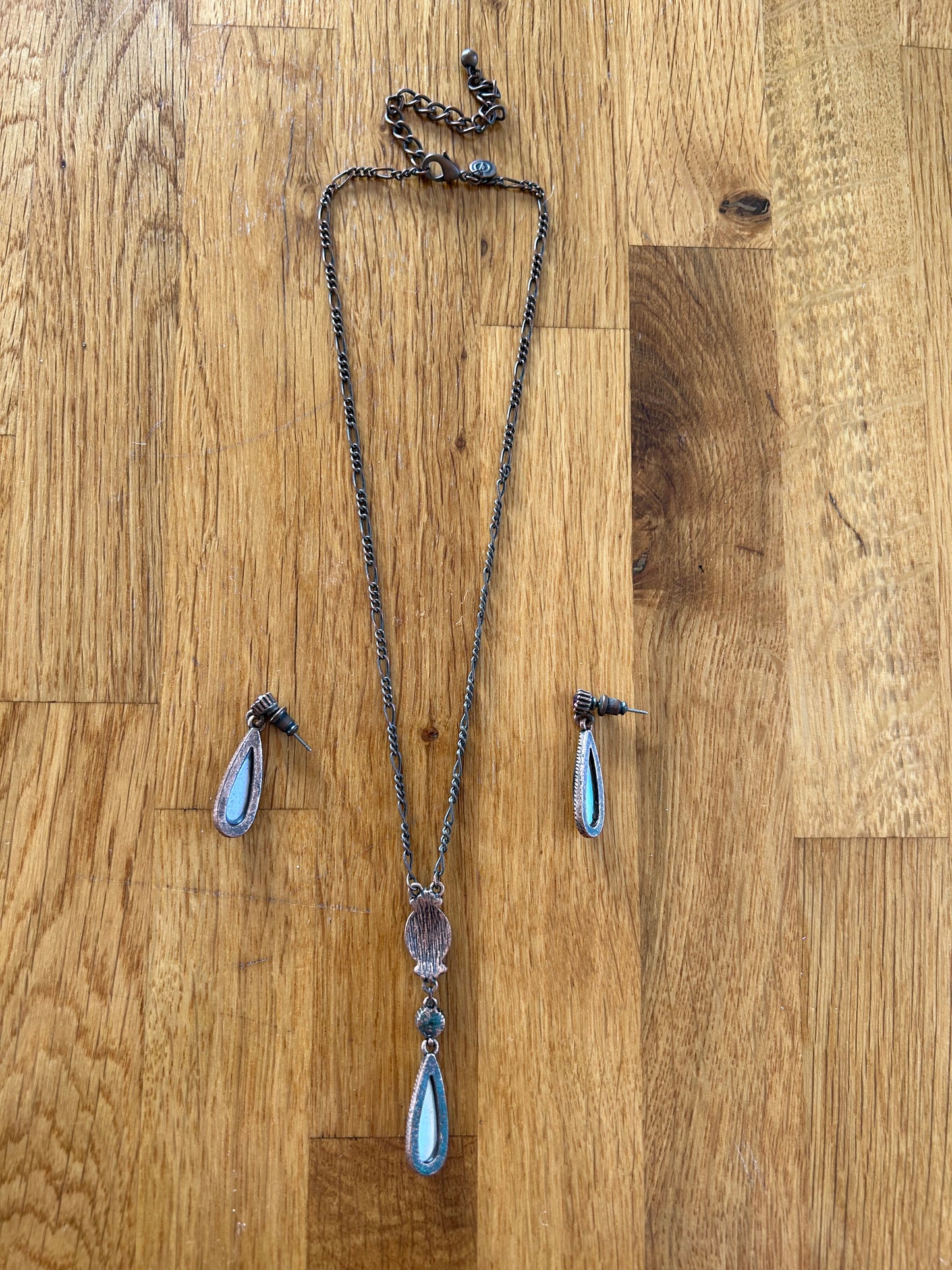Drop necklace&earrings