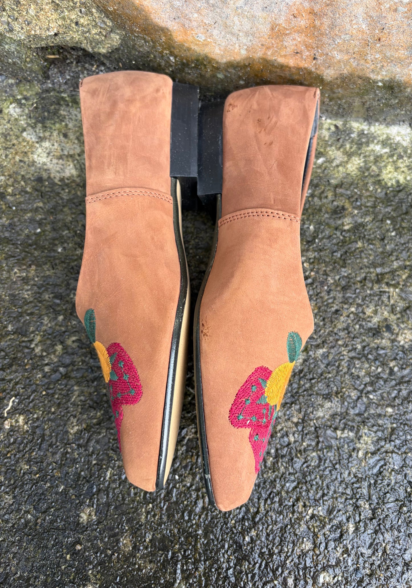 80s brown embroidered pumps uk 4 (eu 37)