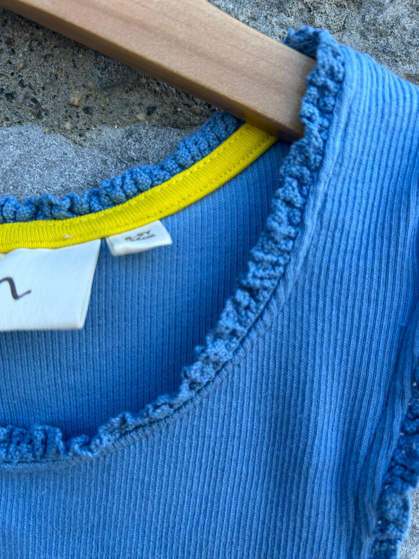 Blue ribbed top  8-9y (128-134cm)