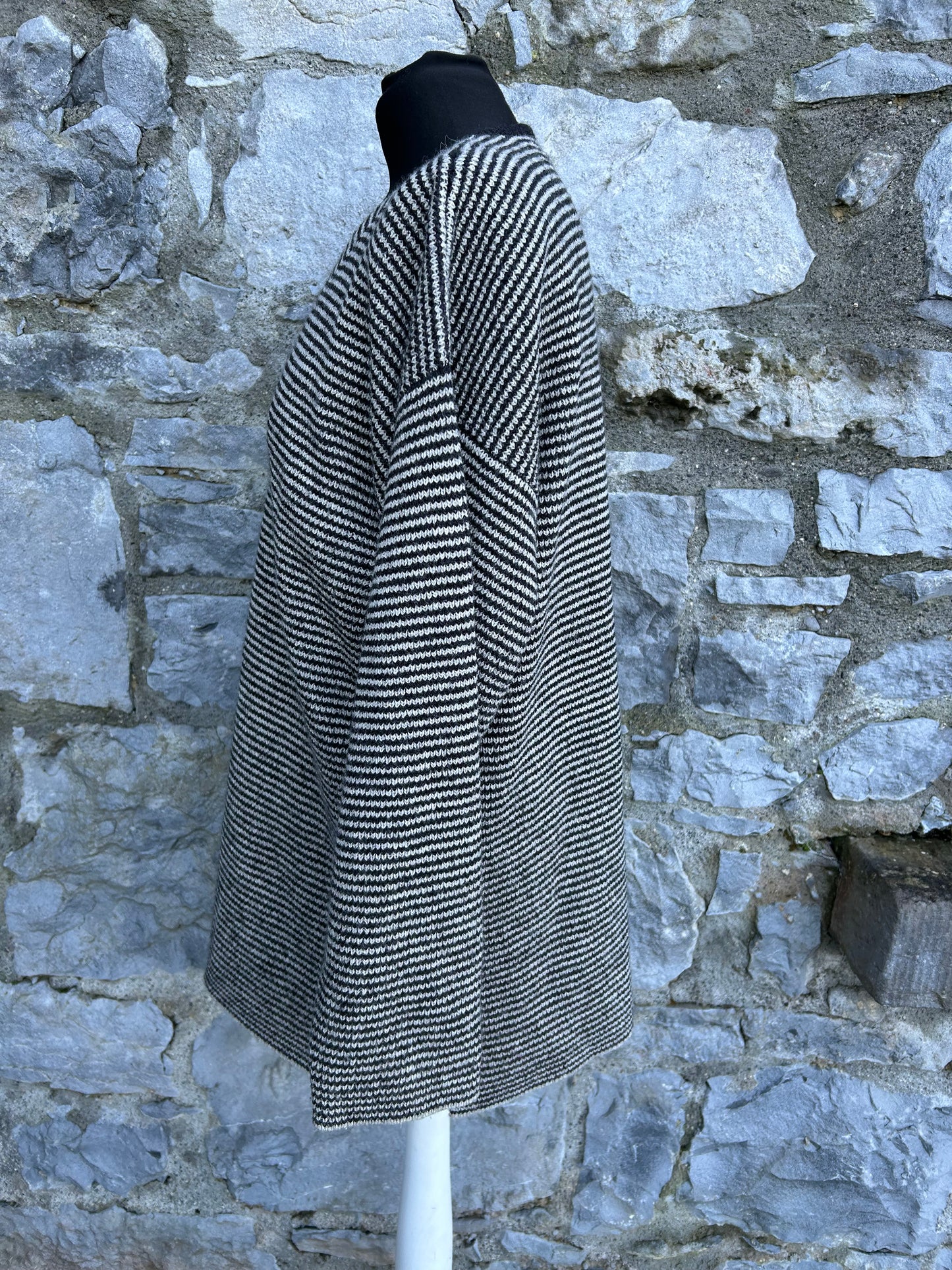 90s grey&black stripy jumper uk 12-14