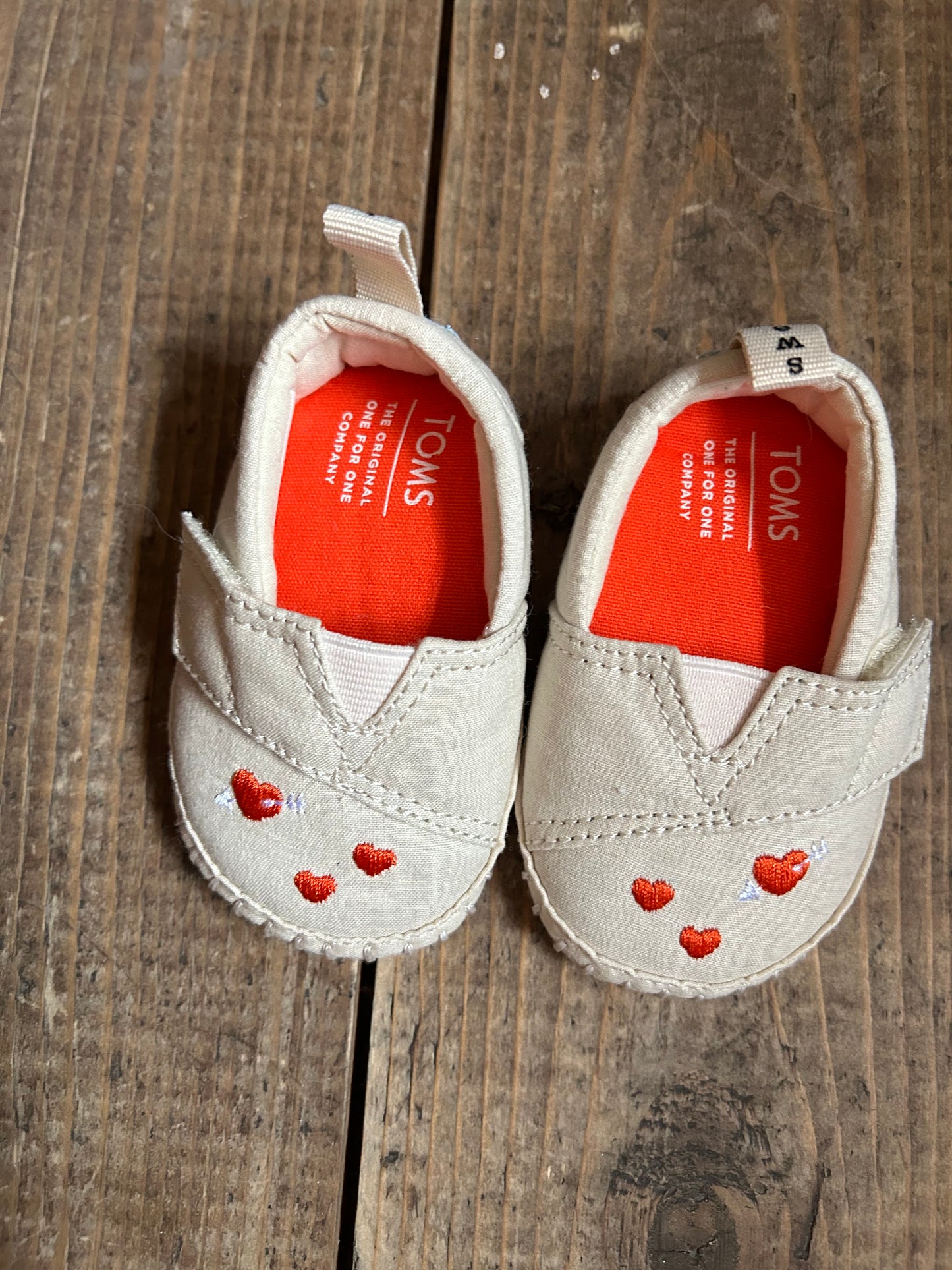 Beige baby Slippers  uk 2 (eu 18.5)