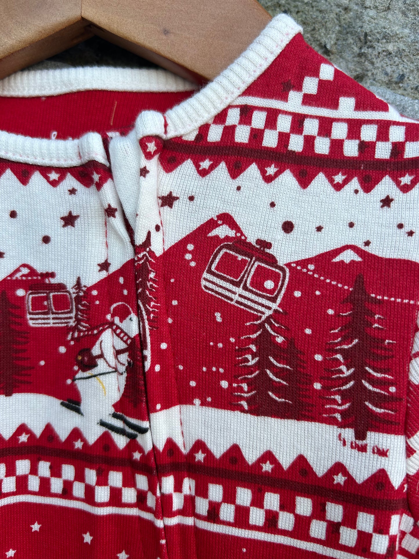 Red Nollaig Shona Christmas onesie  9-12m (74-80cm)