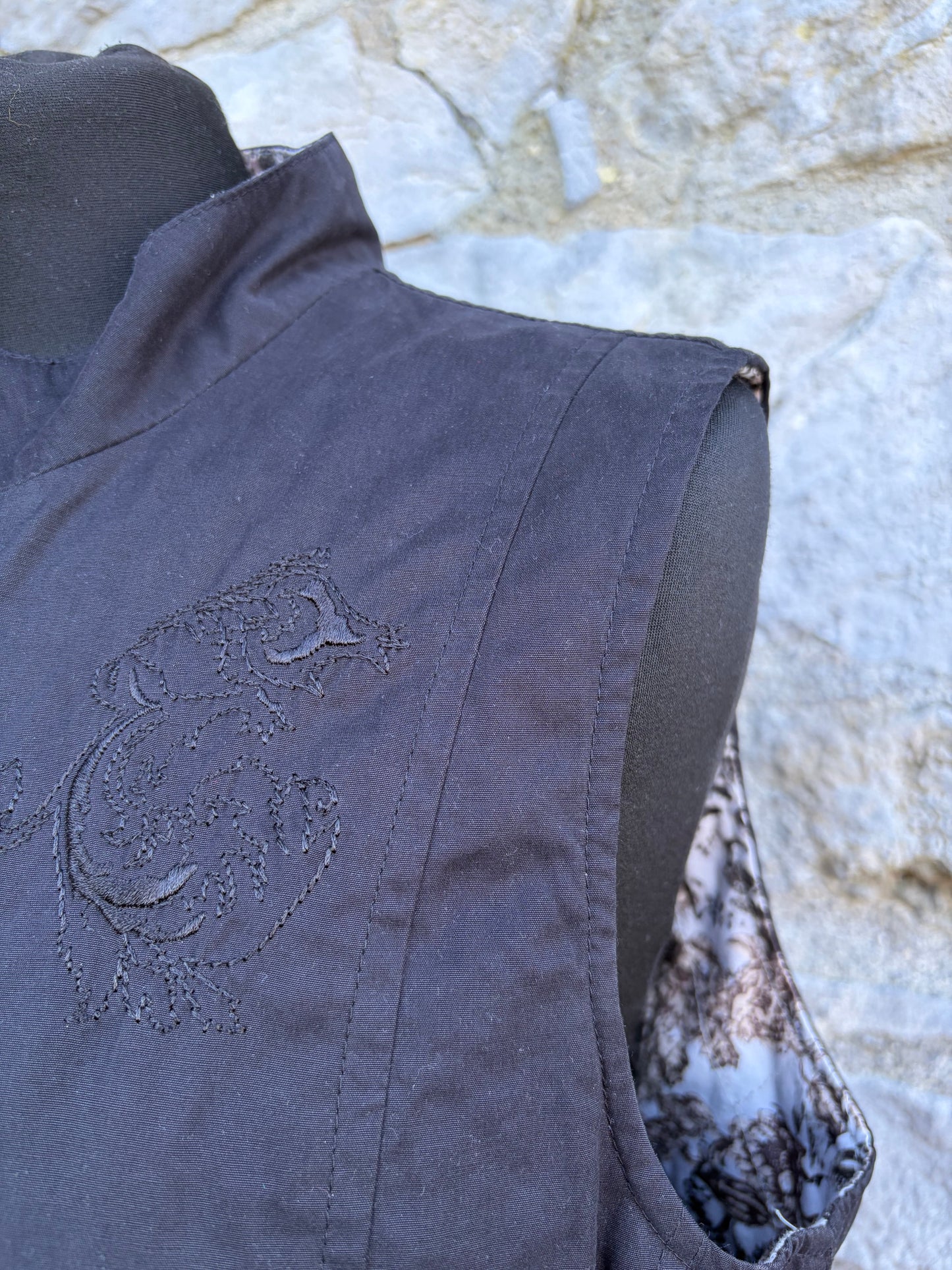 Y2K botanic print reversible gilet uk 12