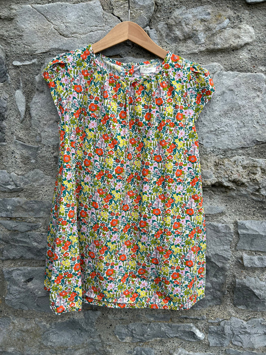 Red&green floral dress  4-5y (104-110cm)