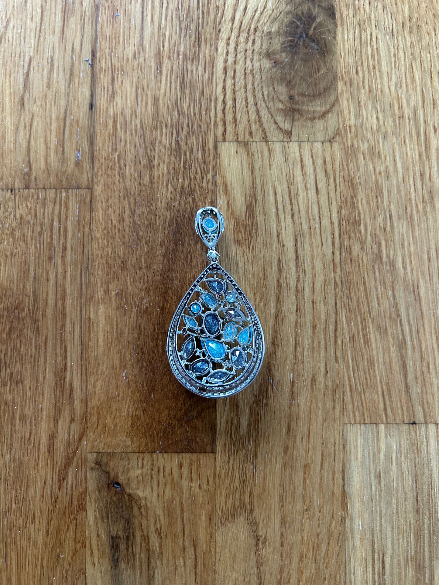 Silver&blue stones drop pendant