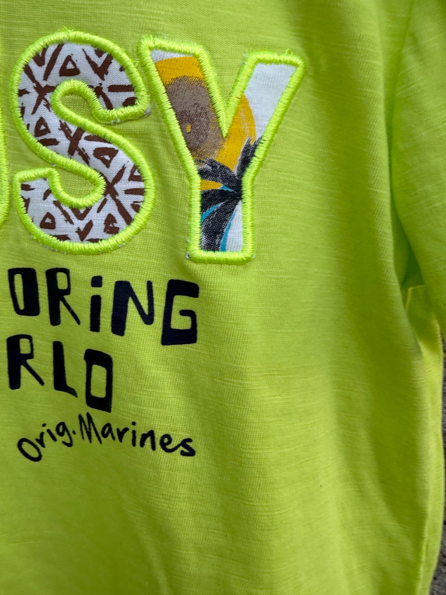 Busy lime green T-shirt  18-24m (86-92cm)