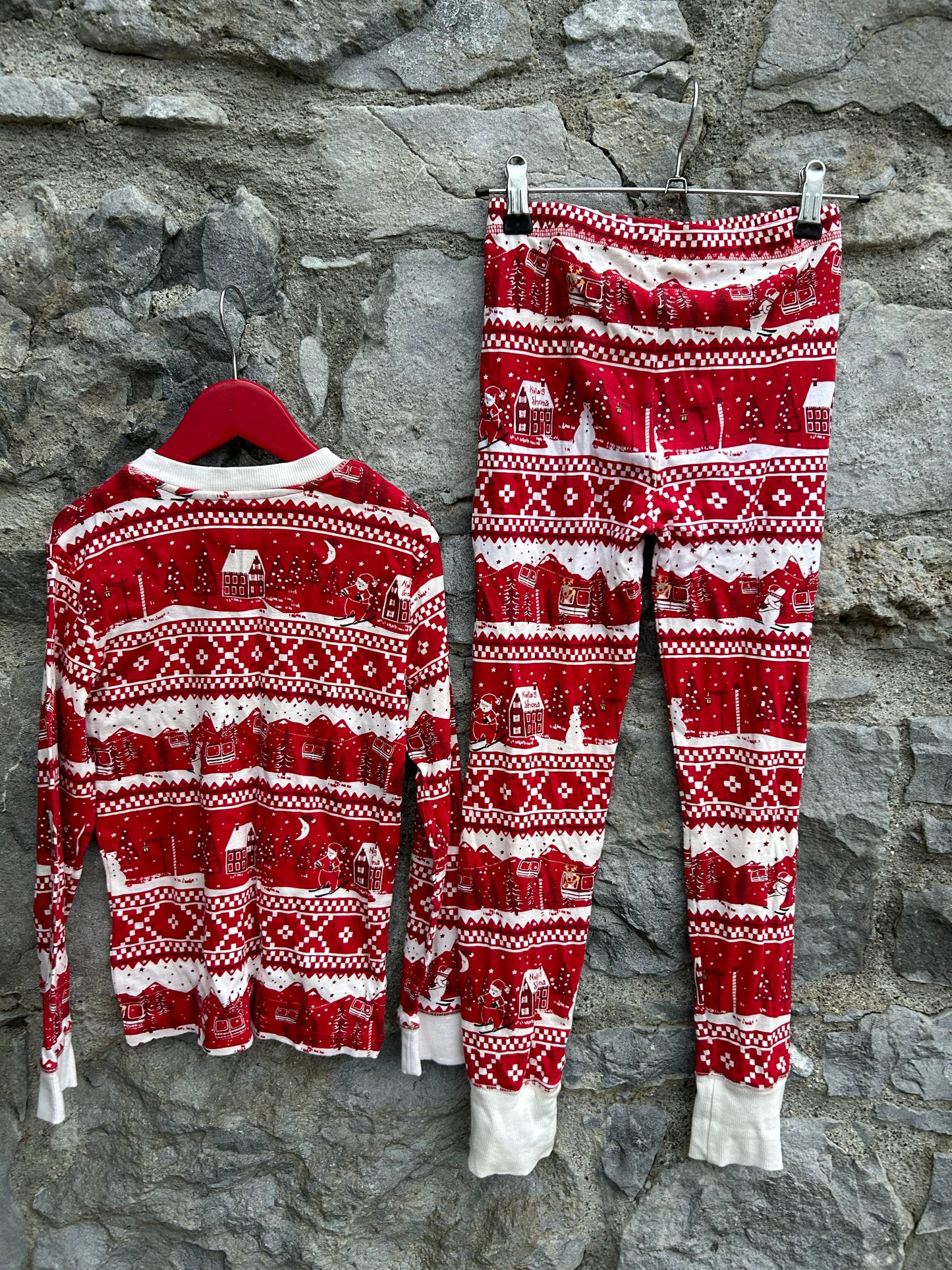 Christmas panels red pjs  7-8y (122-128cm)