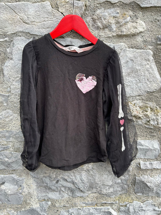 Sequin heart black top  5-6y (110-116cm)