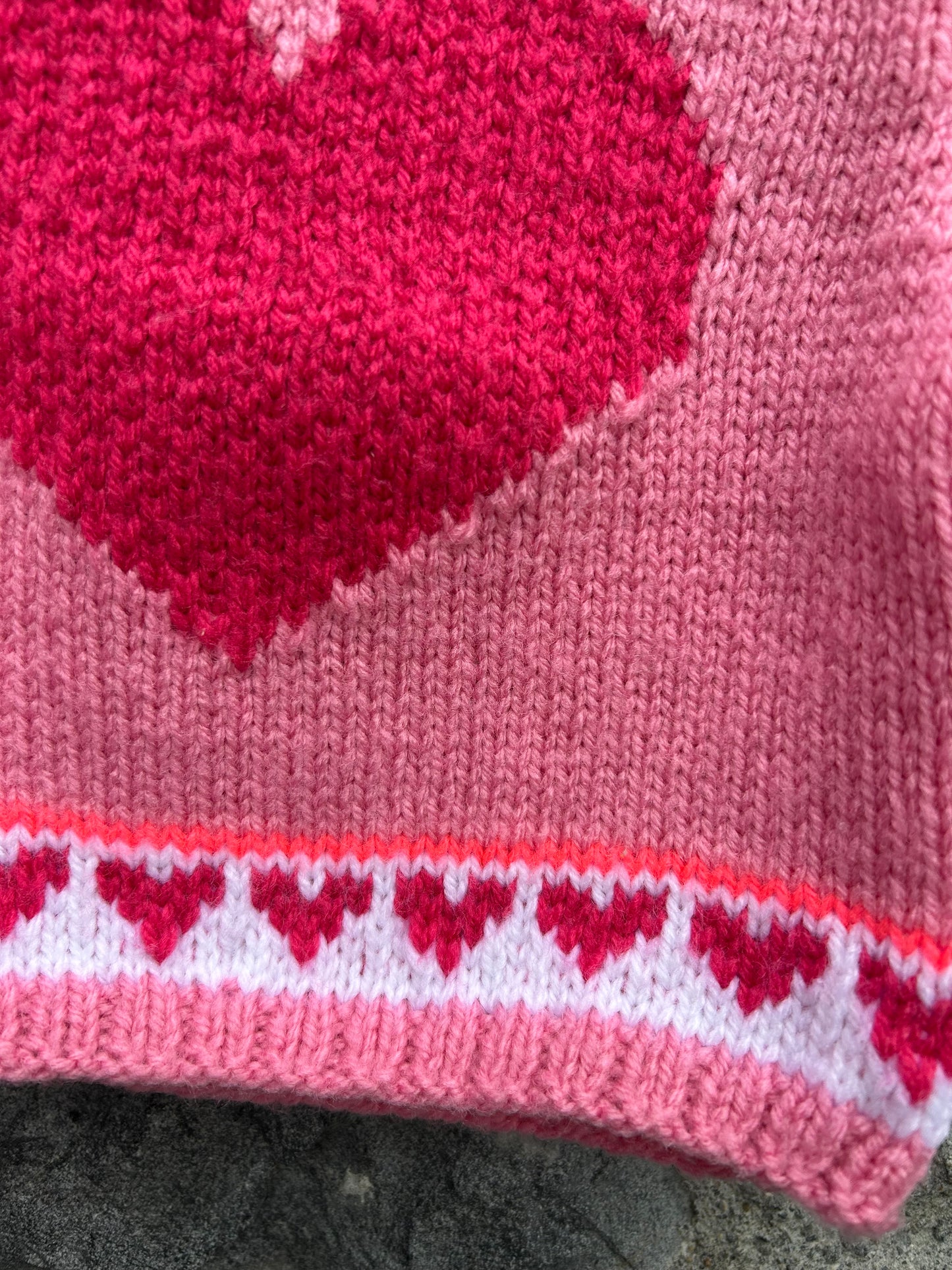 Heart pink jumper  0-1m (50-56cm)