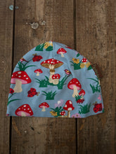 Load image into Gallery viewer, Kids mushroom hat   6-9m (68-74cm)
