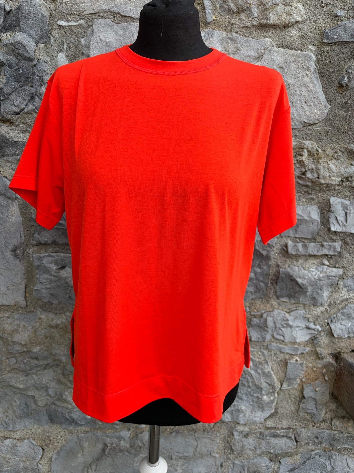 Orange Breathe Easy Circuit T-Shirt uk 8