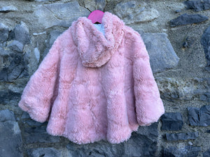 Pink furry poncho  3-4y (98-104cm)
