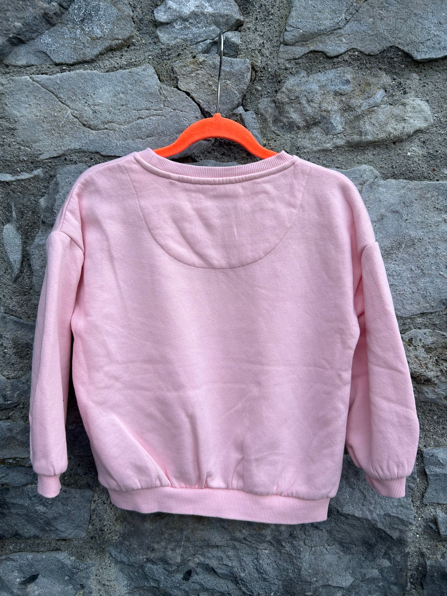 Merry& Bright pink sweatshirt  4-5y (104-110cm)