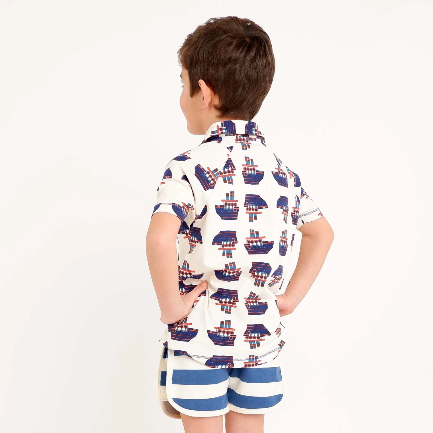 Ship Vanilla Chris shirt  8y (128cm)