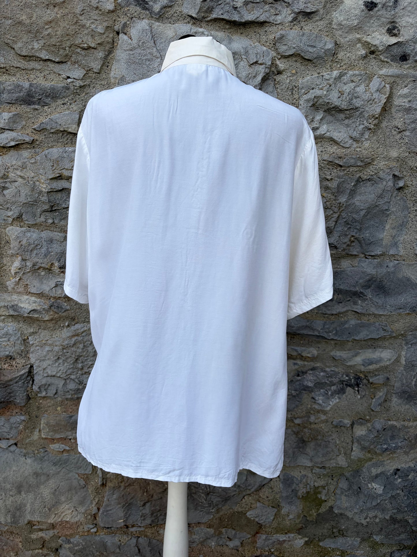 90s models white&ivory blouse uk 14-16
