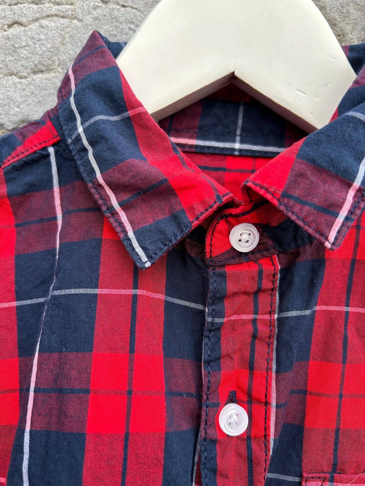 Red check shirt 8y (128m)