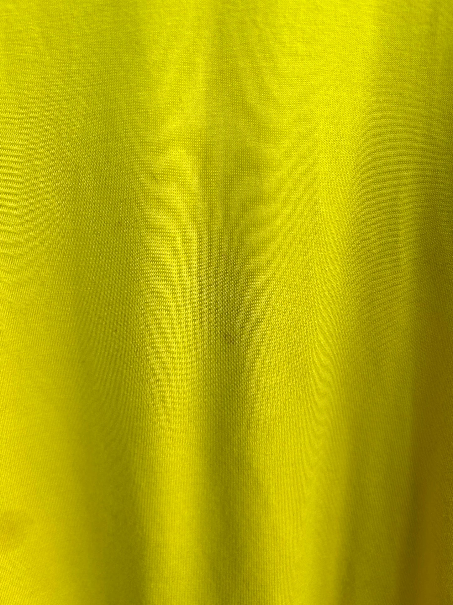 MB Yellow T-shirt  9-10y (134-140cm)