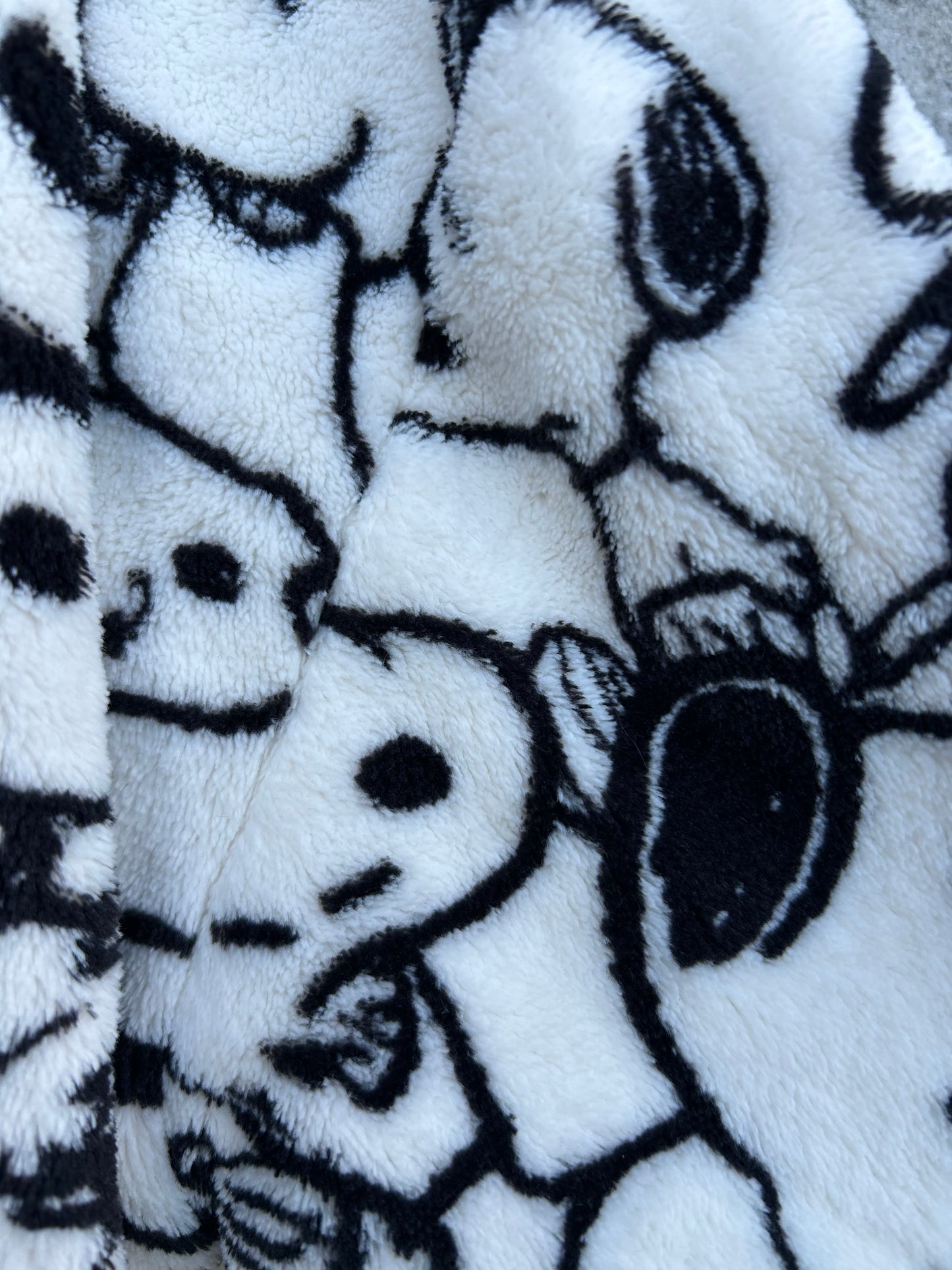 Peanut fluffy gown  9-10y (134-140cm)