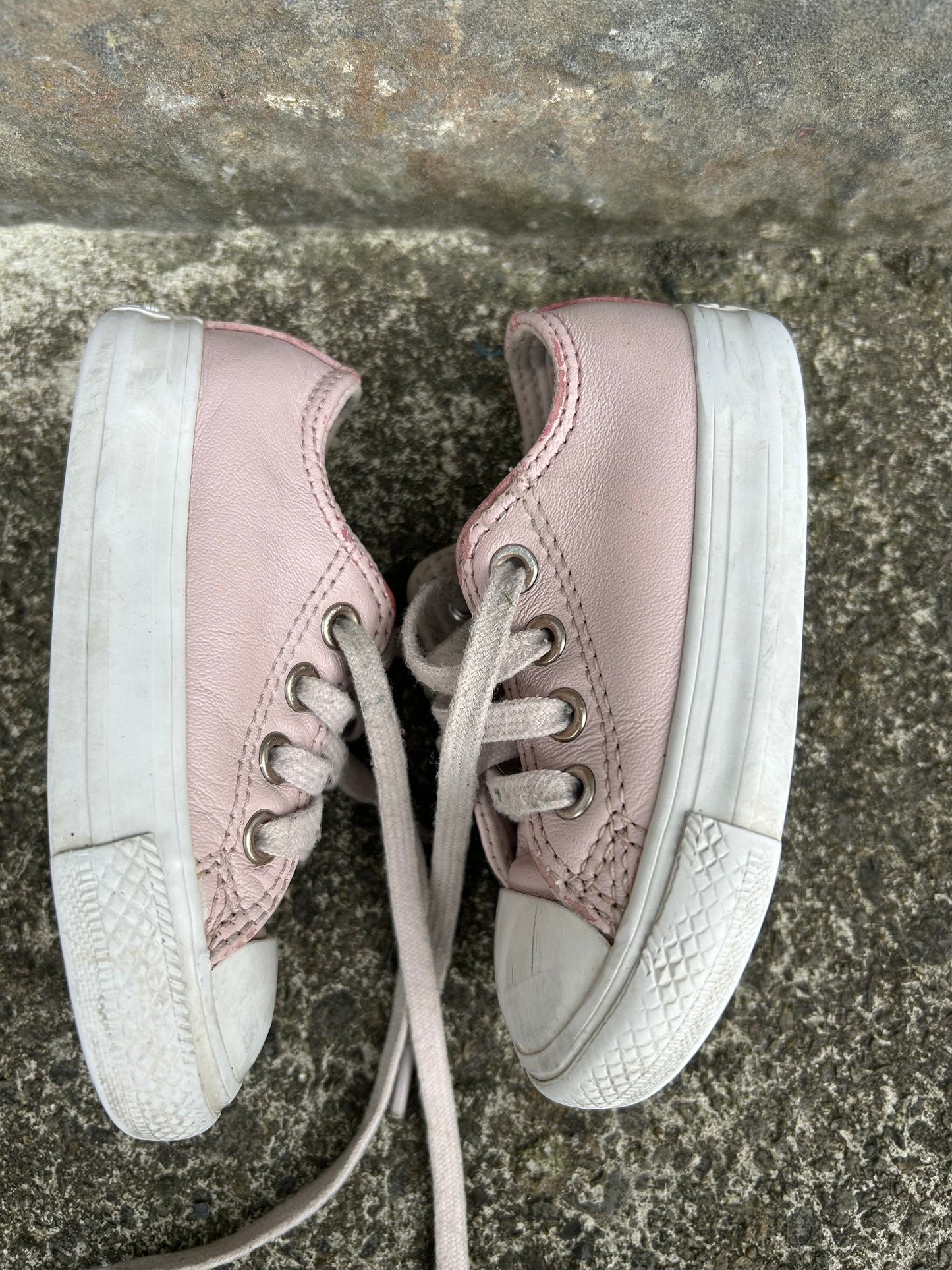 Pink trainers  uk 5 (eu 21)