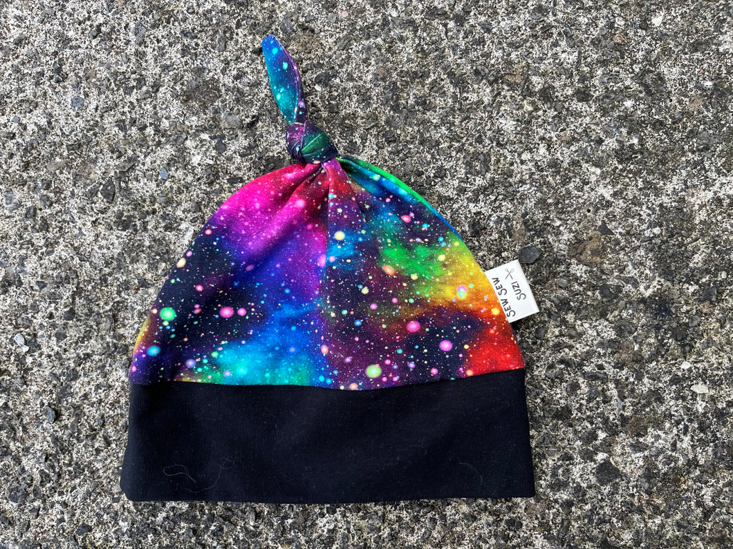 Galaxy hat   3-6m (62-68cm)