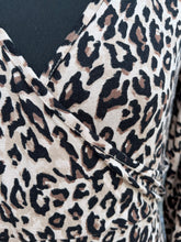 Load image into Gallery viewer, Leopard print maternity dress uk 10
