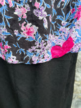 Load image into Gallery viewer, 80s floral&amp;black dress uk 12-14
