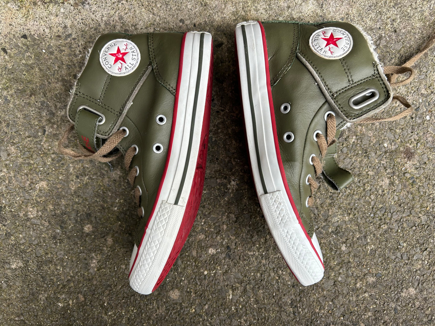 Khaki lined hi tops converse  uk 2.5 (eu 35)