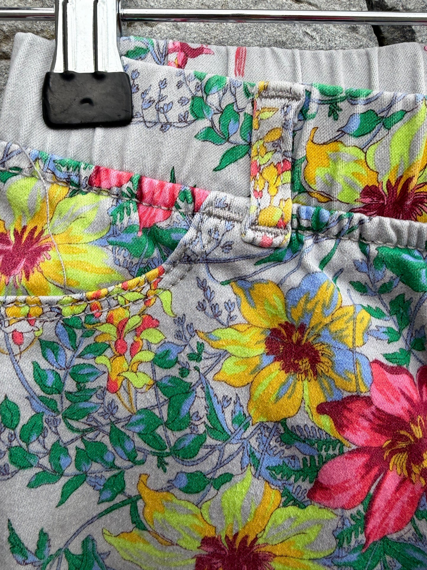 Summer flowers grey jeggings  5y (110cm)