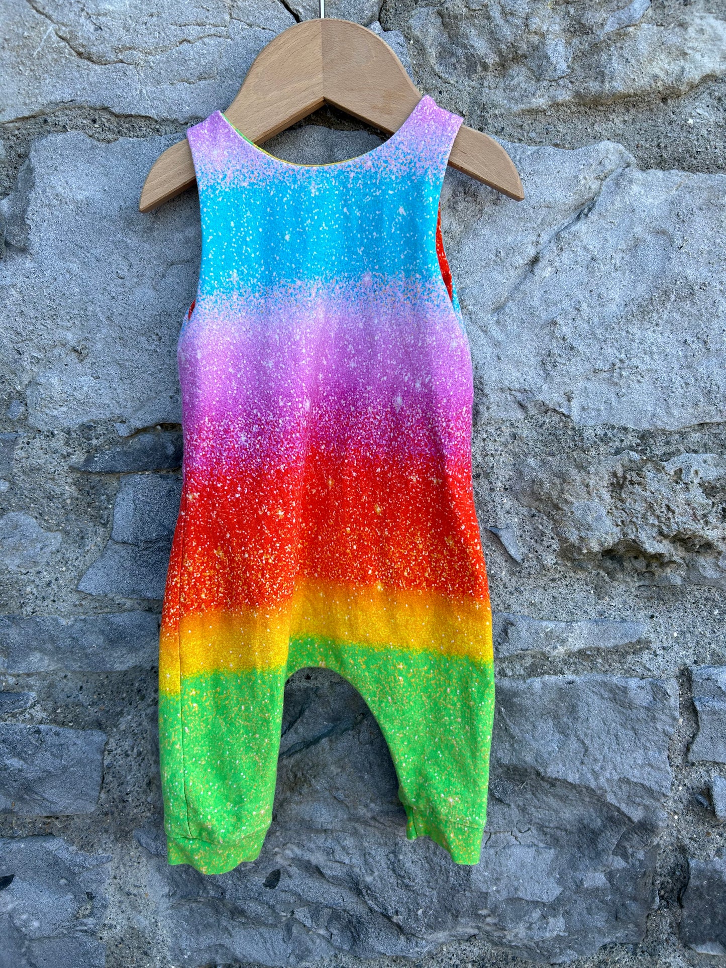 Rainbow dungarees 0-3m (56-62cm)