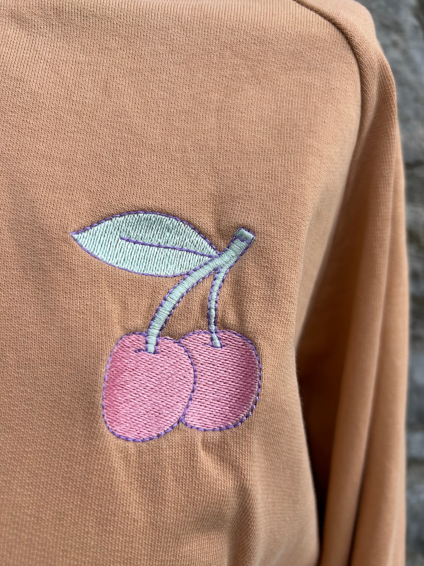 Cherries peach sweatshirt uk 12-14