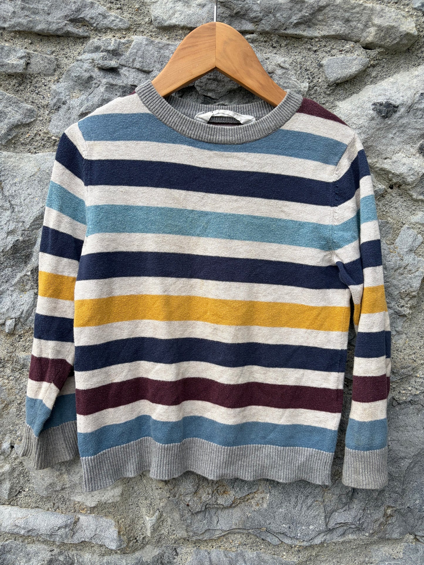 Brown&grey stripy jumper  5-6y (110-116cm)
