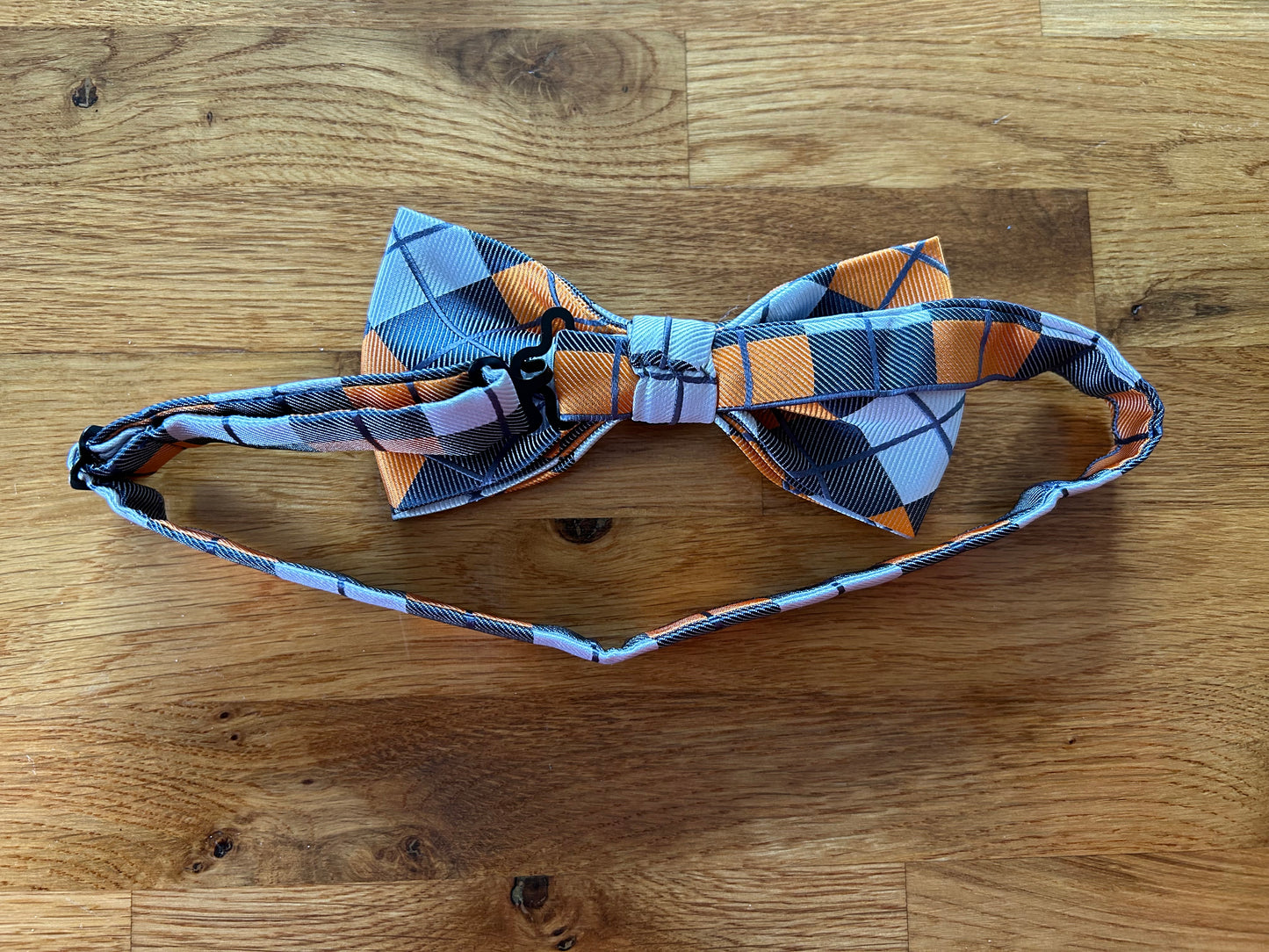 Grey&orange check bow tie