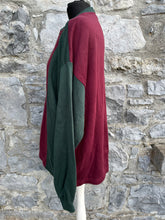 Load image into Gallery viewer, 90s maroon sweatshirt Large
