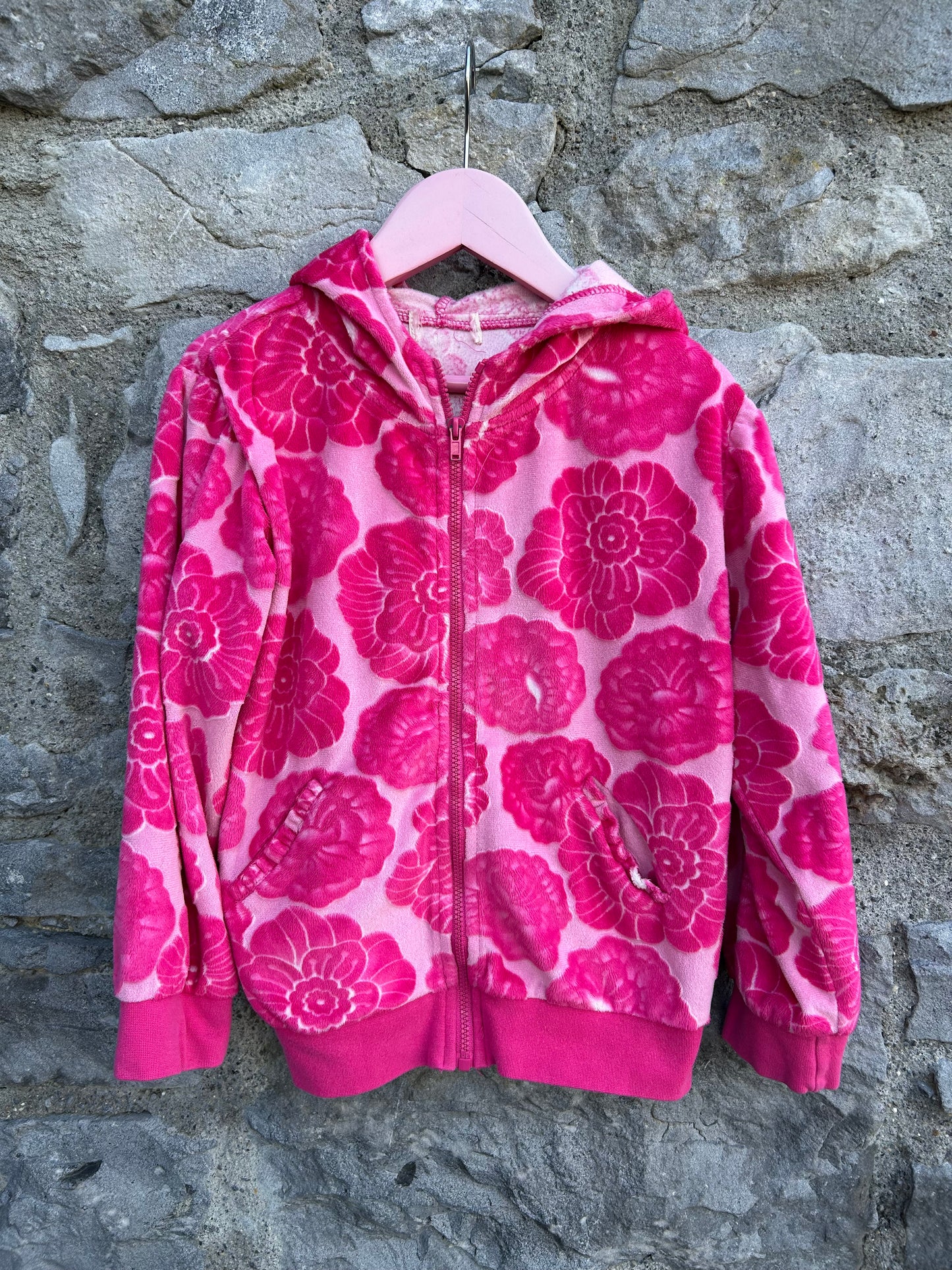 Pink flowers velvet hoodie  4y (104cm)