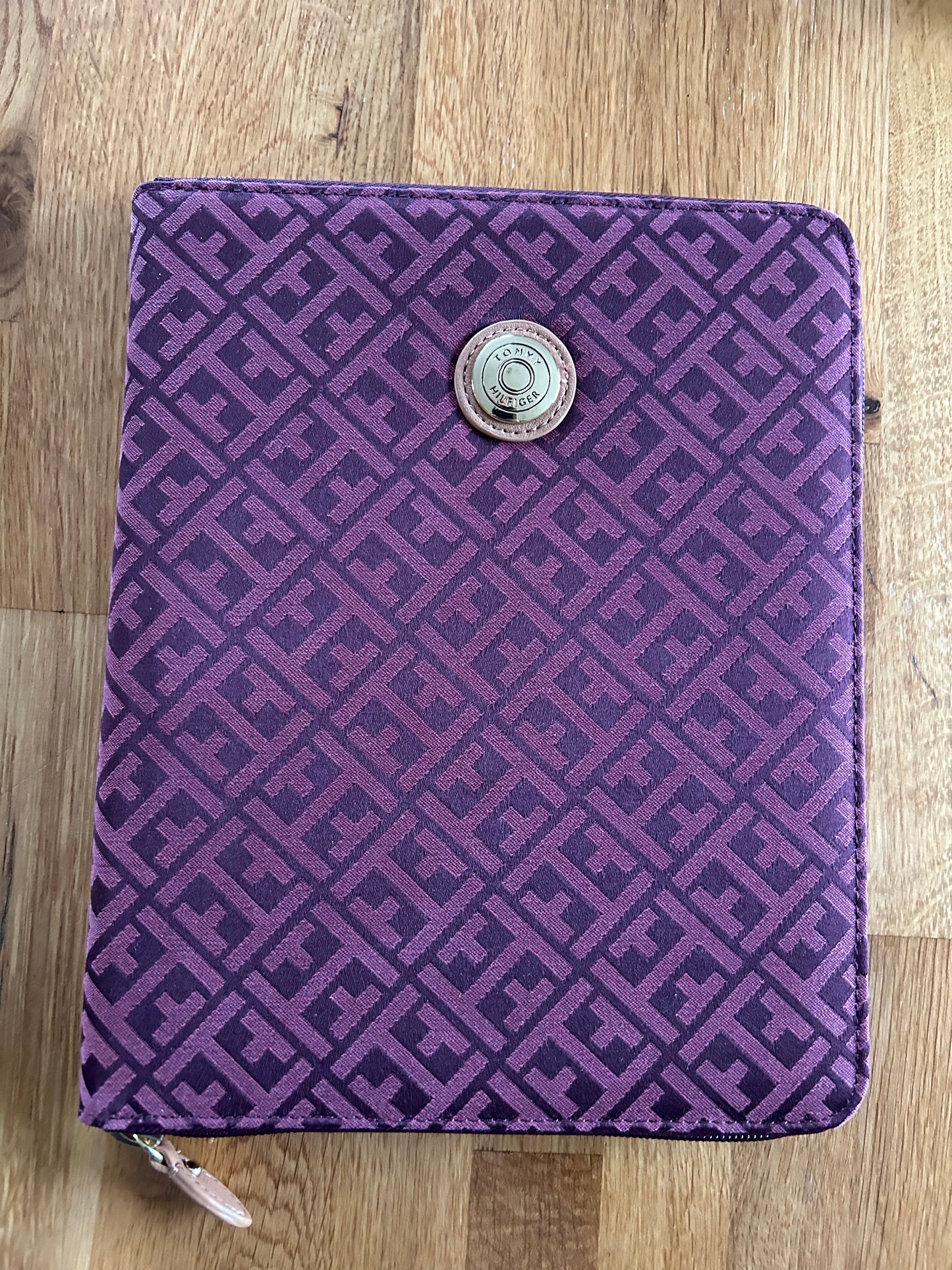 TH iPad case