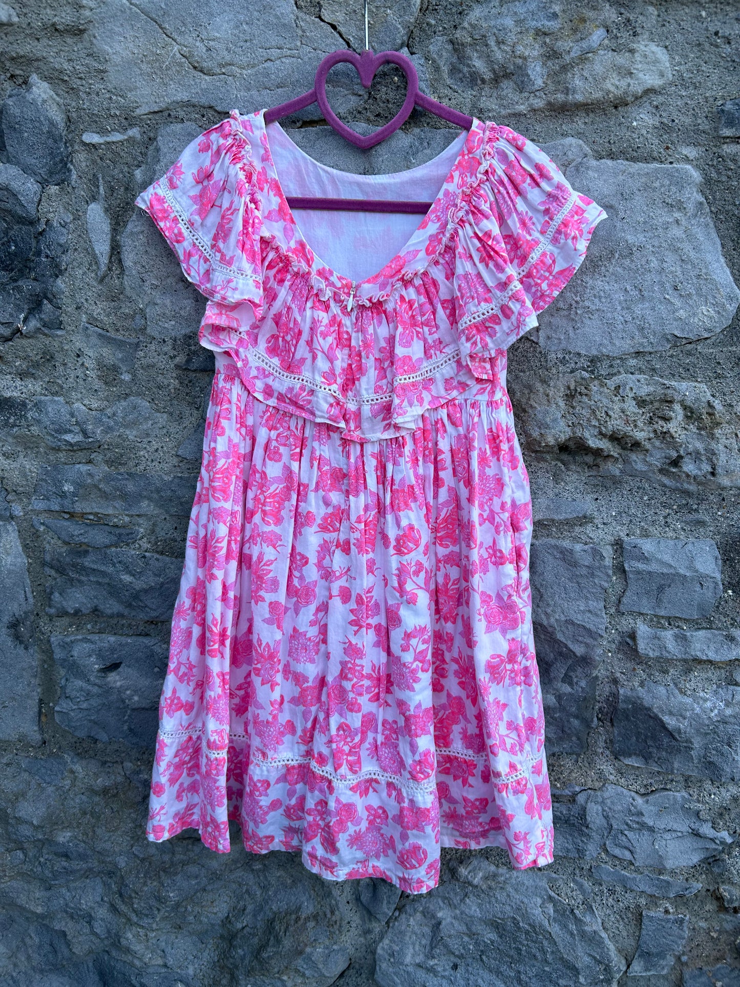 Pink flowers dress  4-5y (104-110cm)