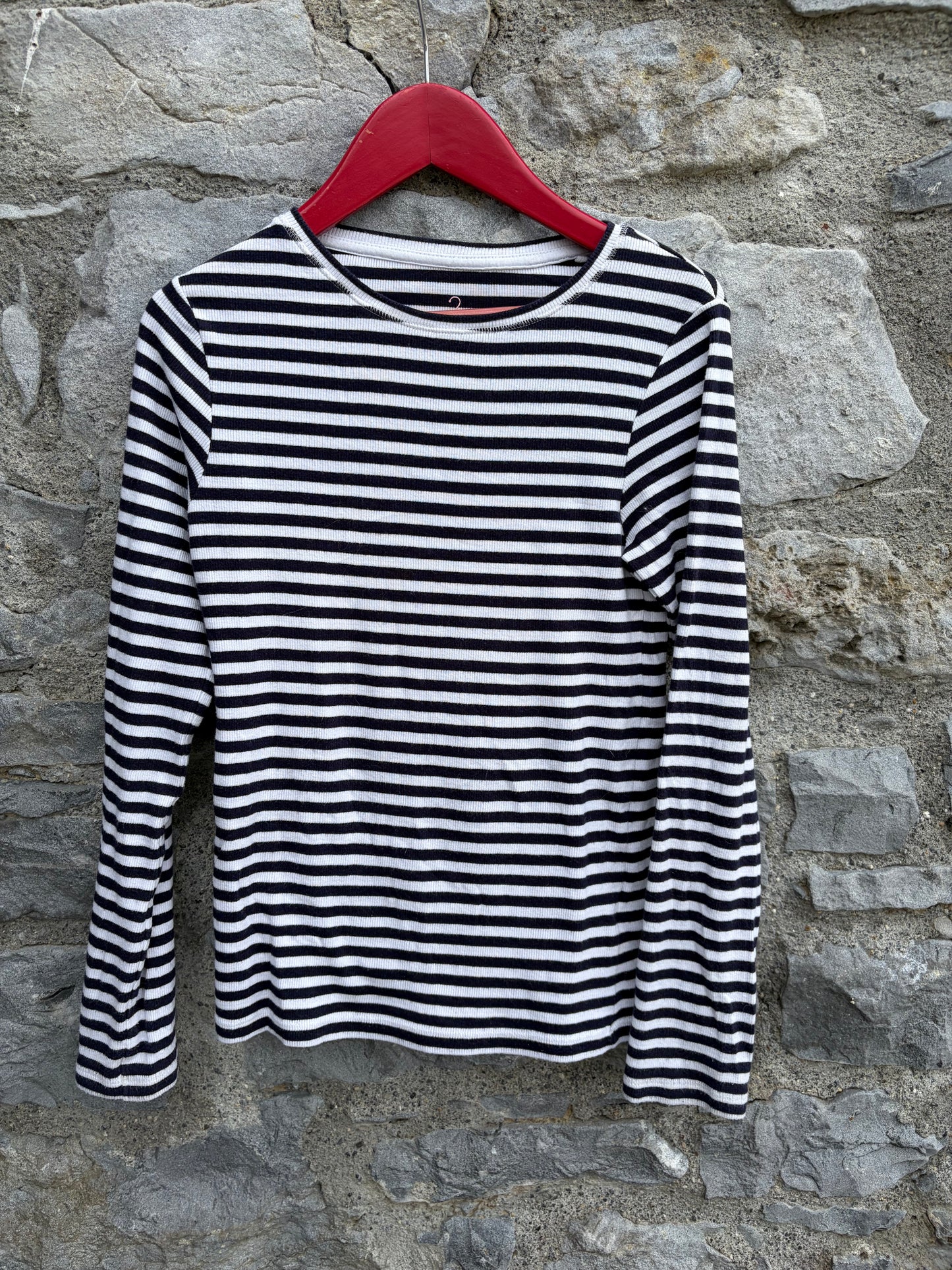 Black&white stripy top  10y (140cm)