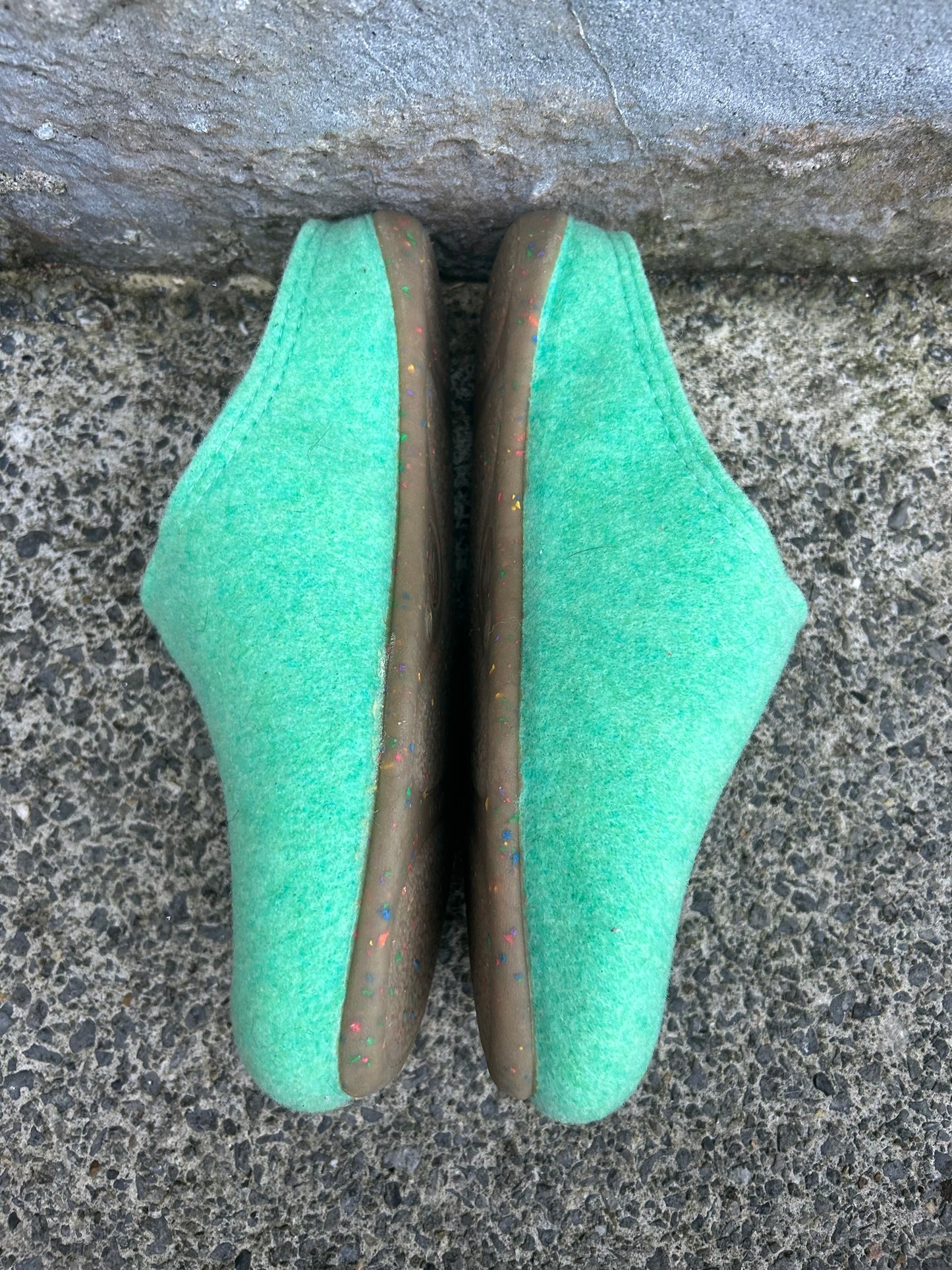 Green slippers  uk 5 (eu 38)