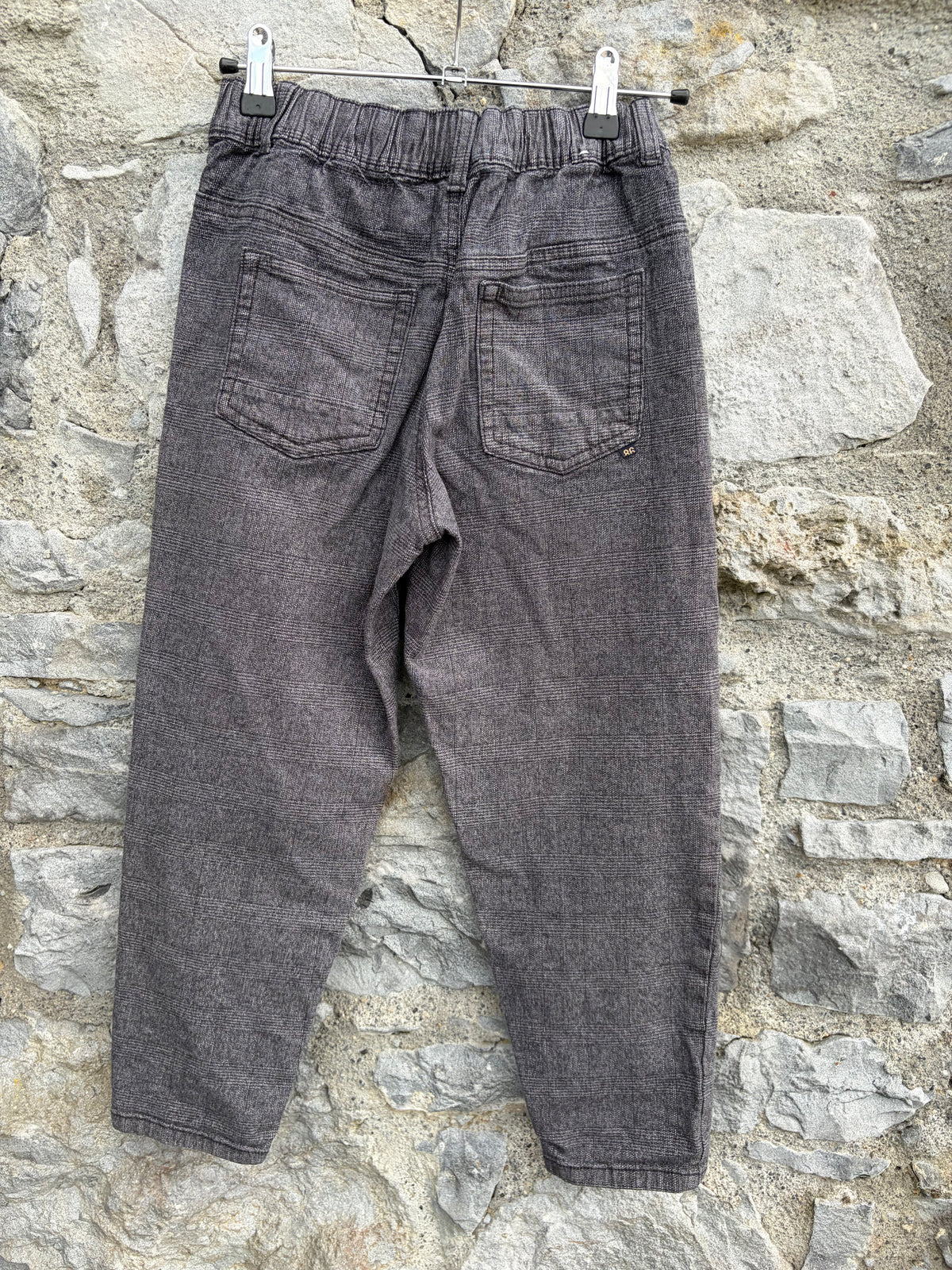 Grey relaxed pants 9y (134cm)