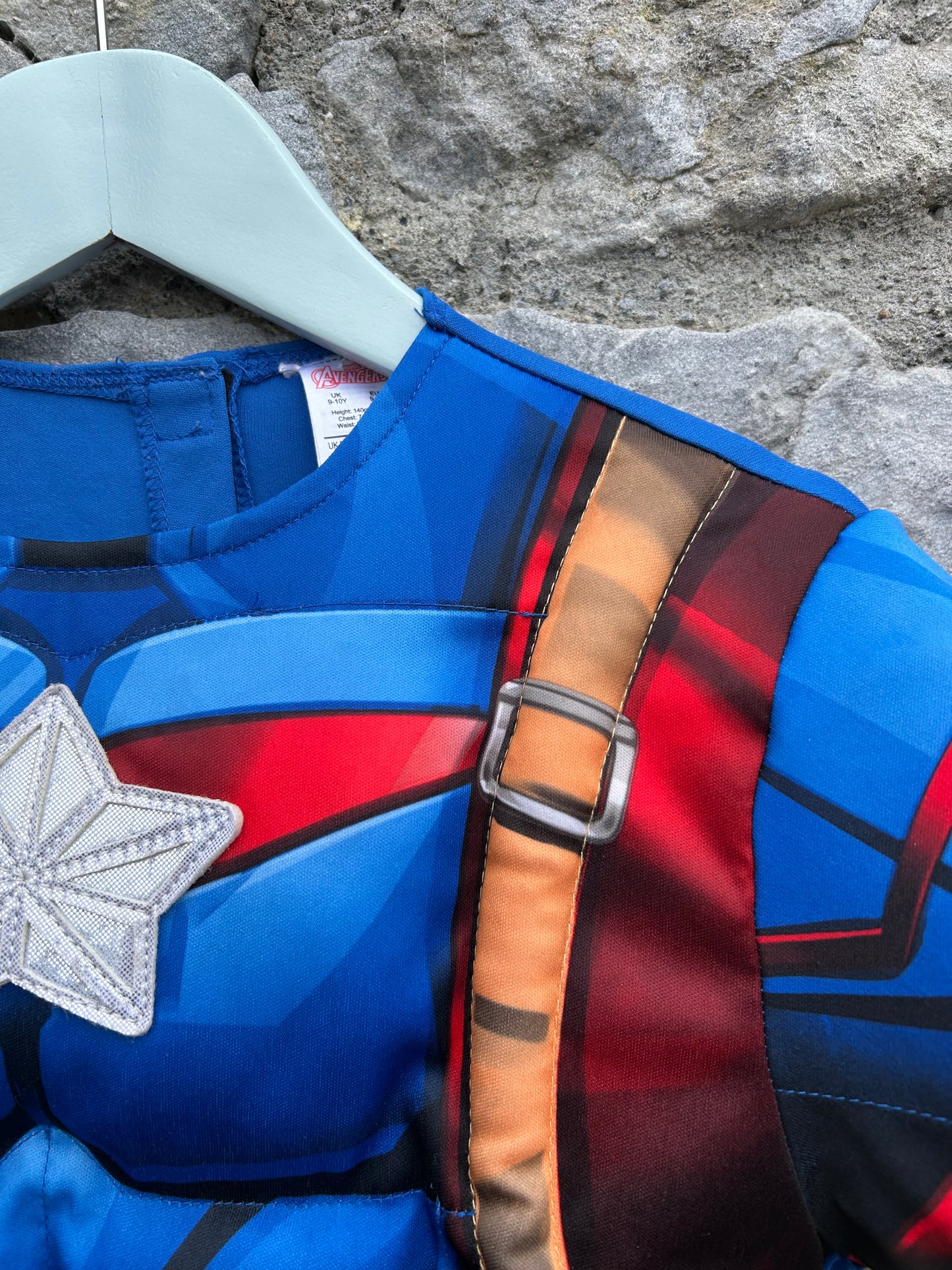 Captain America  9-10y (134-140cm)